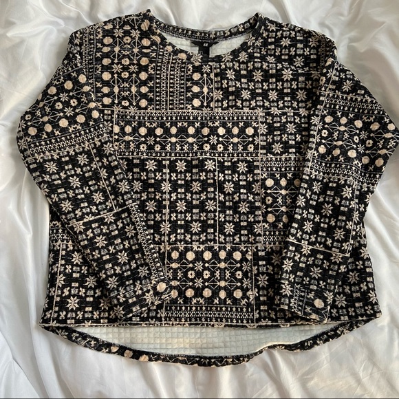 H&M Winter Sweater - Picture 2 of 3